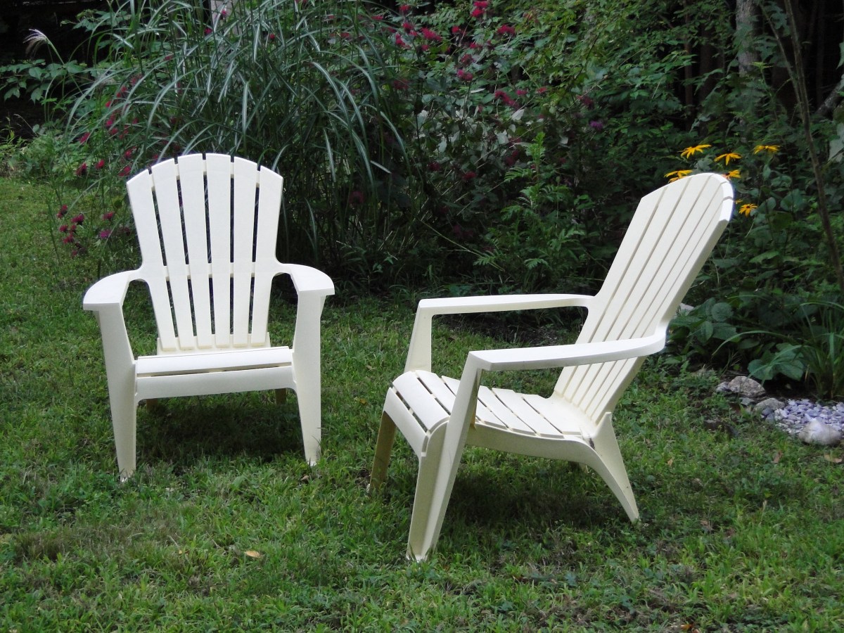 empty lawn chairs