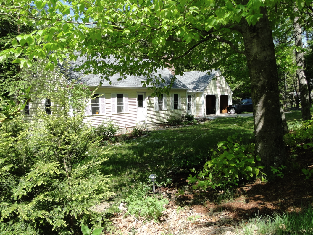 Memories of April in New&nbsp;Hampshire