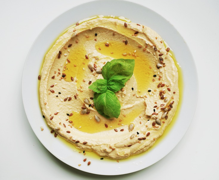 bowl of hummus