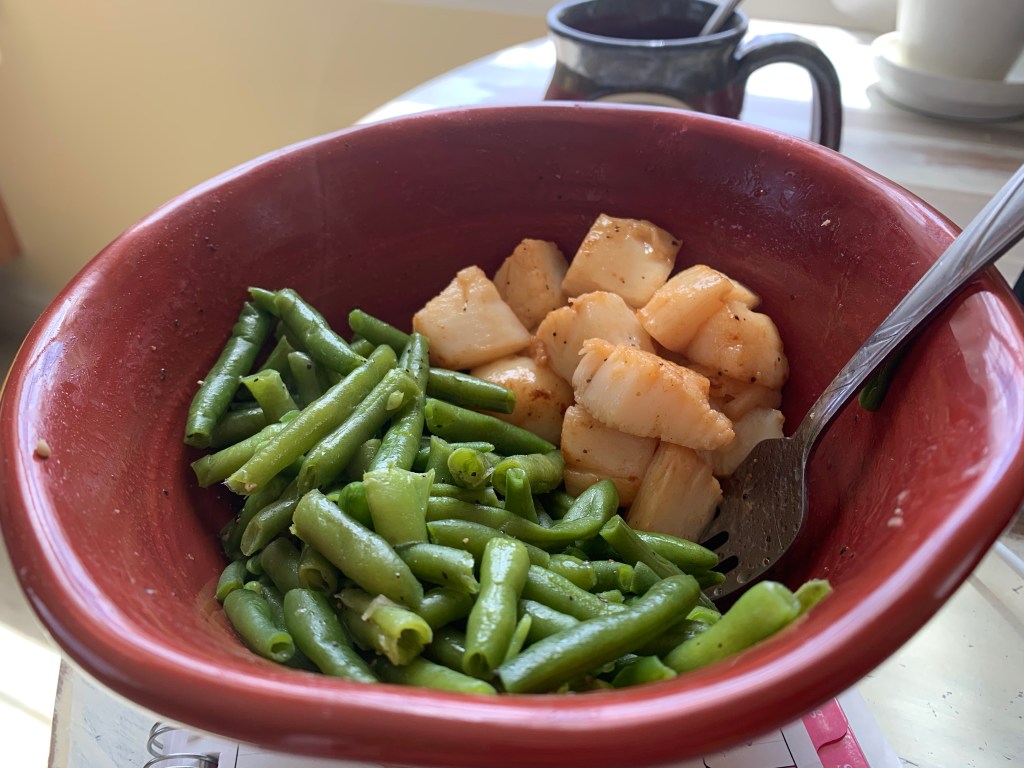 keto scallops green beans meal