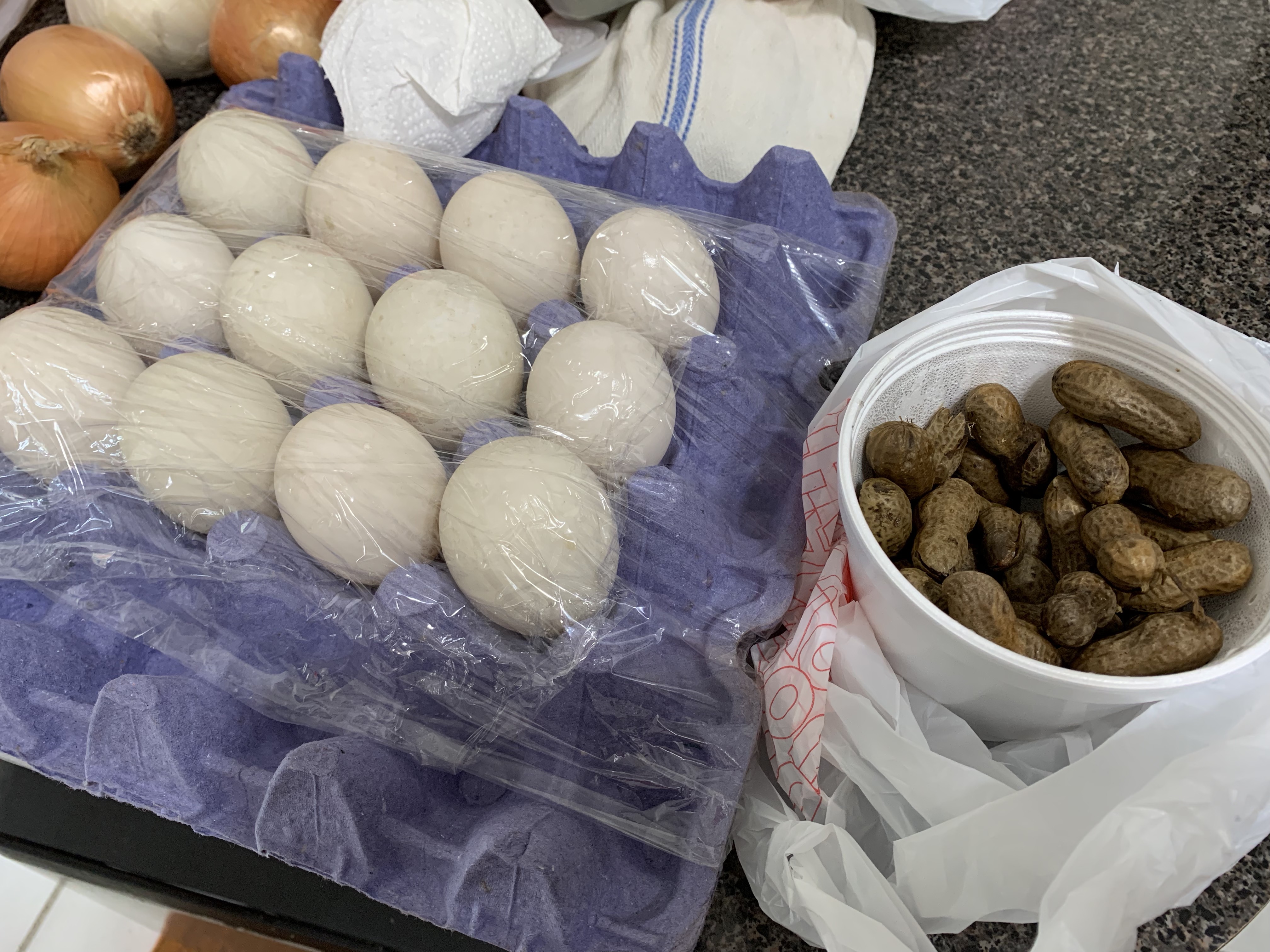 Duck eggs and boiled peanuts