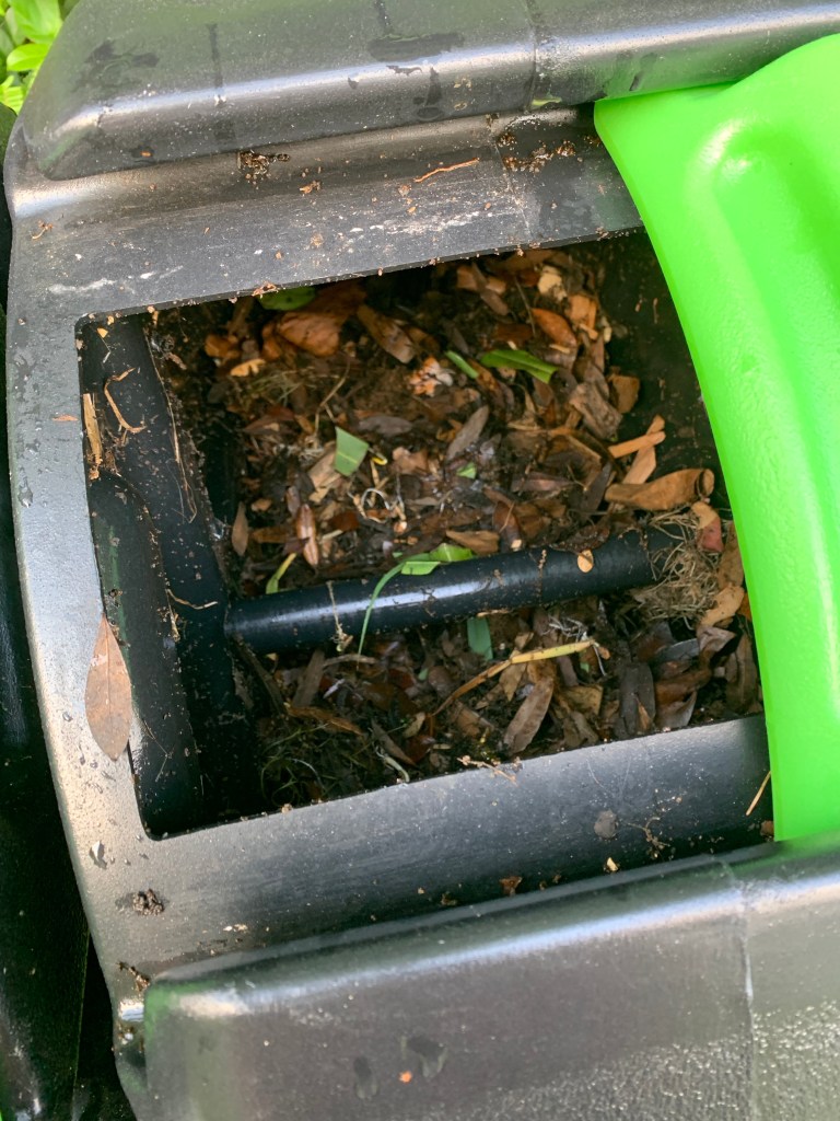 composting with Hotfrog