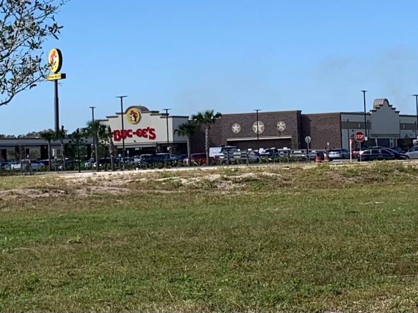 Buccees building from the road
